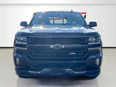 Used 2018 Chevrolet Silverado 1500 LTZ Z71 w/ Midnight Edition AWD/4WD image 2