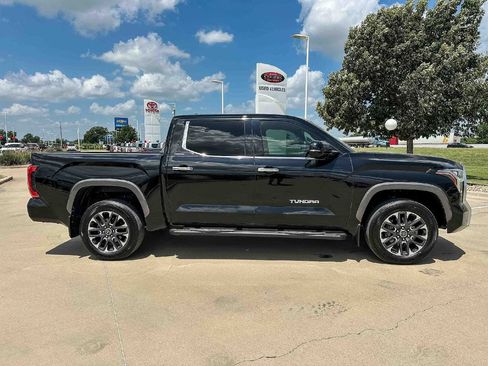 Used 2024 Toyota Tundra Limited AWD/4WD image 2