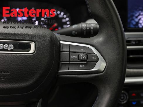 Used 2022 Jeep Compass Latitude AWD/4WD image 15