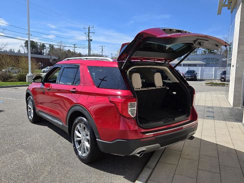 Used 2021 Ford Explorer Limited w/ Equipment Group 301A AWD/4WD image 20