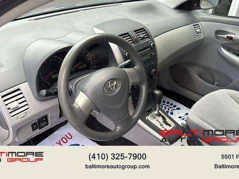 Used 2010 Toyota Corolla LE FWD image 11