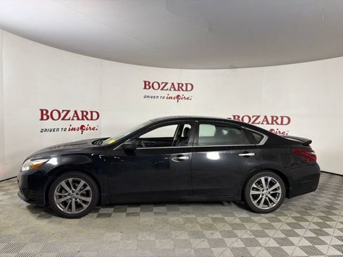 Used 2018 Nissan Altima 2.5 SR w/ SR Midnight Edition FWD image 5