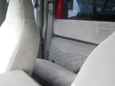 Used 1999 Ford F250 XLT AWD/4WD image 8