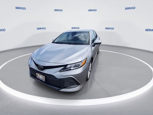 Used 2023 Toyota Camry LE image 3