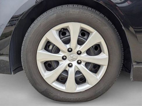 Used 2023 Toyota Corolla LE image 13