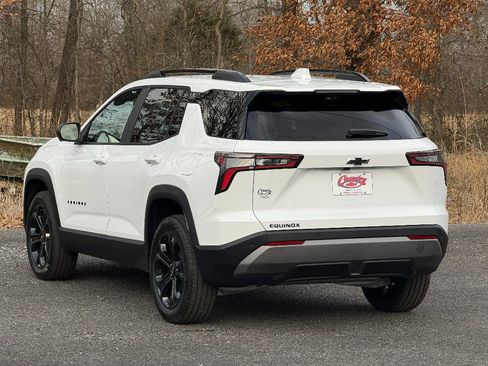 New 2026 Chevrolet Equinox LT image 5