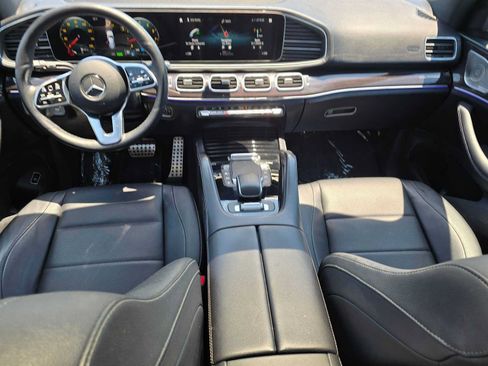 Used 2022 Mercedes-Benz GLS 450 4MATIC image 21