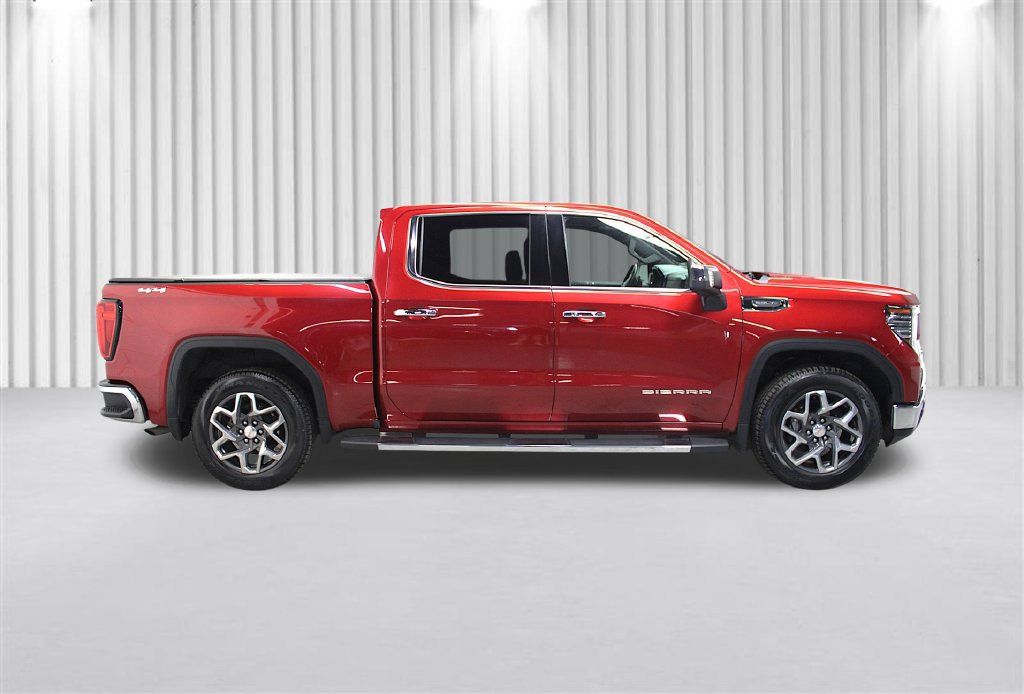 Used 2024 GMC Sierra 1500 SLT w/ SLT Premium Plus Package AWD/4WD image 2