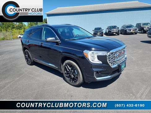 Certified 2023 GMC Terrain Denali w/ LPO, Floor Liner Package AWD/4WD image 1