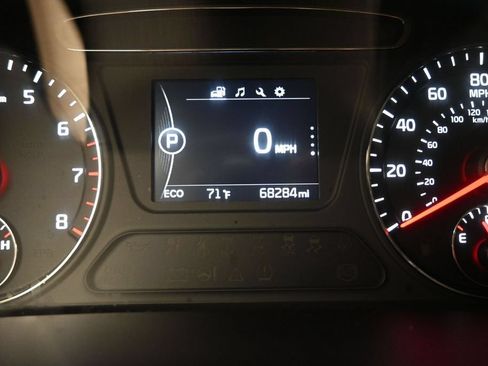 Used 2017 Kia Sorento AWD image 14
