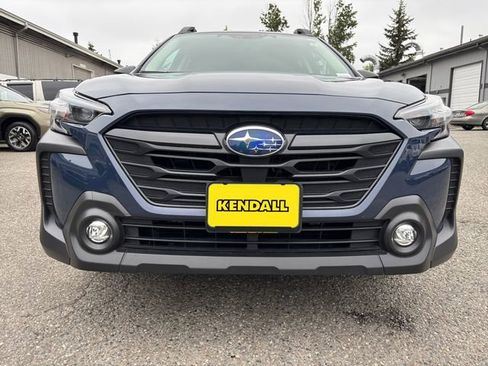 Certified 2025 Subaru Outback Onyx Edition AWD/4WD image 26