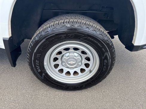 Used 2023 Chevrolet Colorado W/T image 25