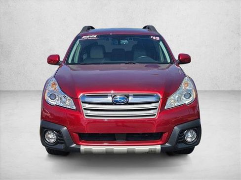 Used 2013 Subaru Outback 3.6R Limited AWD/4WD image 2