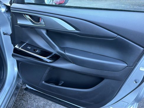 Certified 2023 MAZDA CX-9 Touring Plus image 38