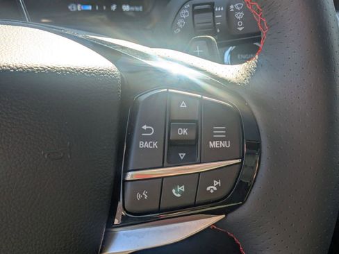 Used 2025 Ford Explorer ST image 18