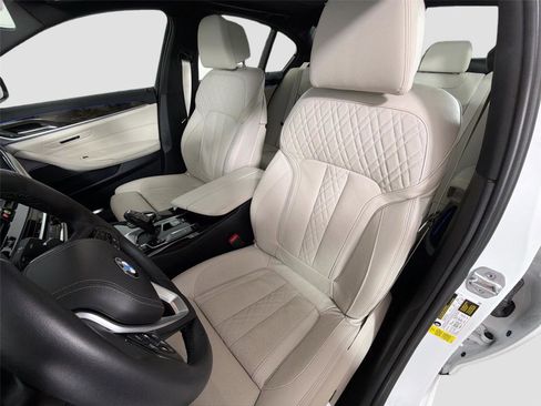 Certified 2023 BMW 540i w/ Executive Package RWD image 19