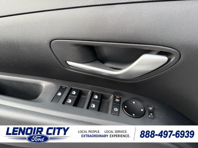 Used 2026 Hyundai Tucson SE FWD image 17