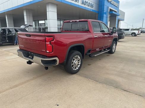 New 2026 Chevrolet Silverado 2500 LTZ w/ LTZ Premium Package AWD/4WD image 36