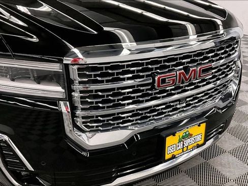 Used 2022 GMC Acadia Denali w/ GMC Pro Grade Package AWD/4WD image 35
