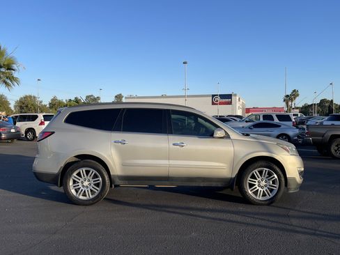 Used 2014 Chevrolet Traverse LT w/ All-Star Edition FWD image 6