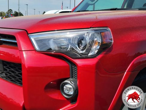 Used 2024 Toyota 4Runner SR5 image 10