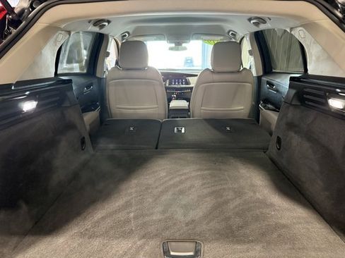 Used 2019 Cadillac XT4 Luxury image 35