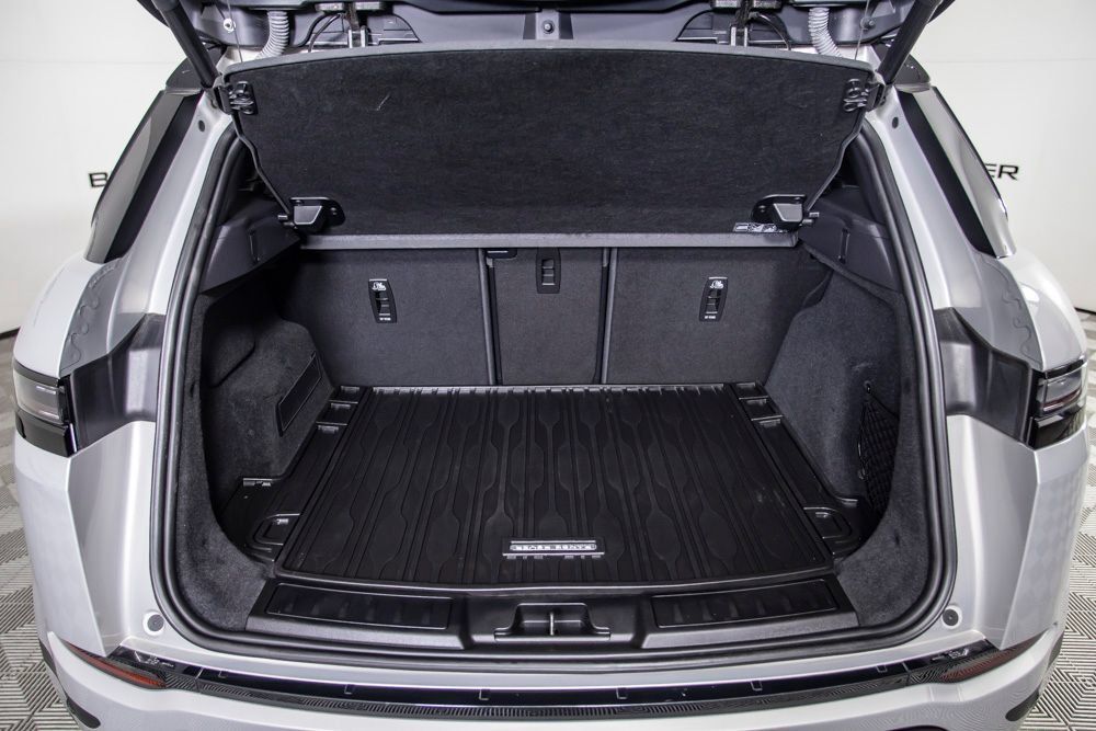 Used 2026 Land Rover Range Rover Evoque S AWD/4WD image 8