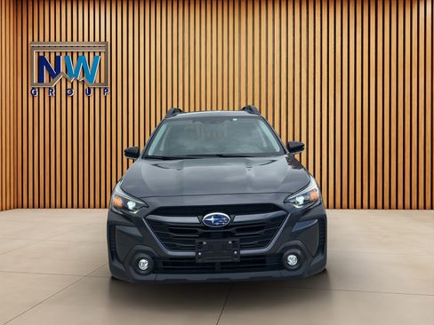 Used 2023 Subaru Outback Premium AWD/4WD image 7