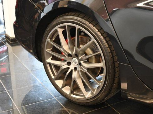 Used 2022 Maserati Ghibli Modena Q4 AWD/4WD image 46