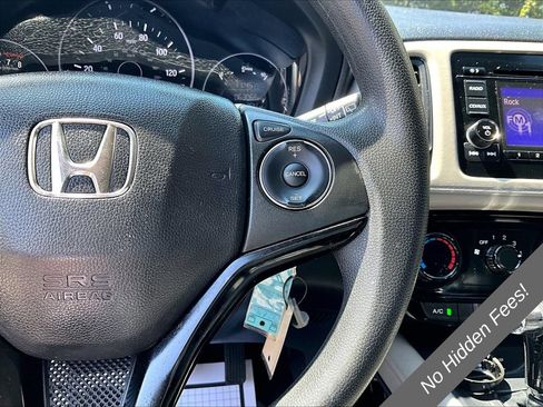 Used 2018 Honda HR-V LX image 16