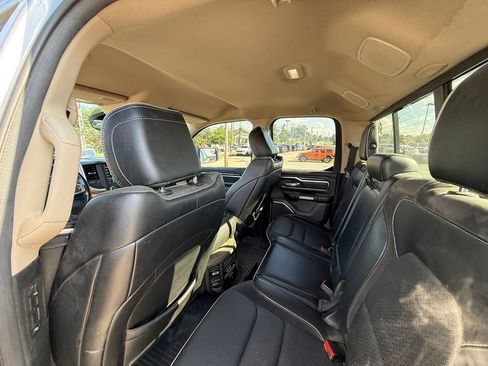 Used 2019 RAM 1500 Laramie AWD/4WD image 26