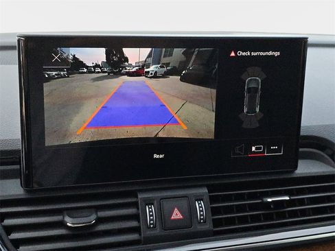 Used 2023 Audi Q5 2.0T Premium w/ Convenience Package image 30