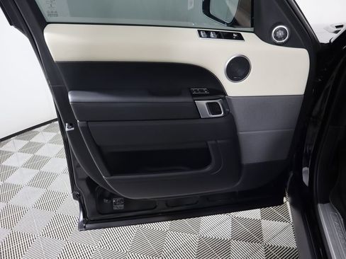 Used 2022 Land Rover Range Rover Sport HSE Silver Edition image 25