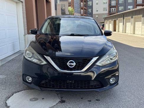Used 2017 Nissan Sentra SR w/ SR Midnight Edition FWD image 8