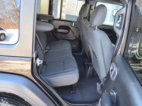 Used 2024 Jeep Wrangler Sport S image 35