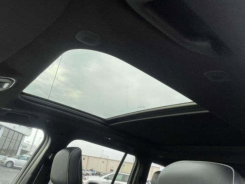 New 2026 Jeep Grand Cherokee Limited Reserve image 11