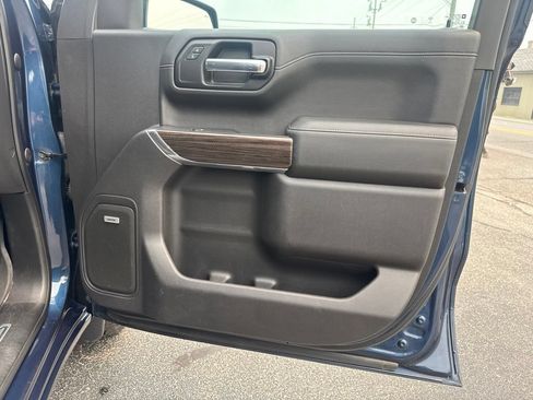 Used 2020 Chevrolet Silverado 1500 RST w/ All-Star Edition AWD/4WD image 23