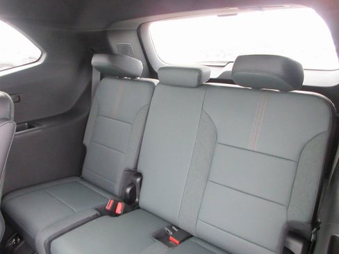 New 2026 GMC Acadia AT4 w/ Luxury Package image 14