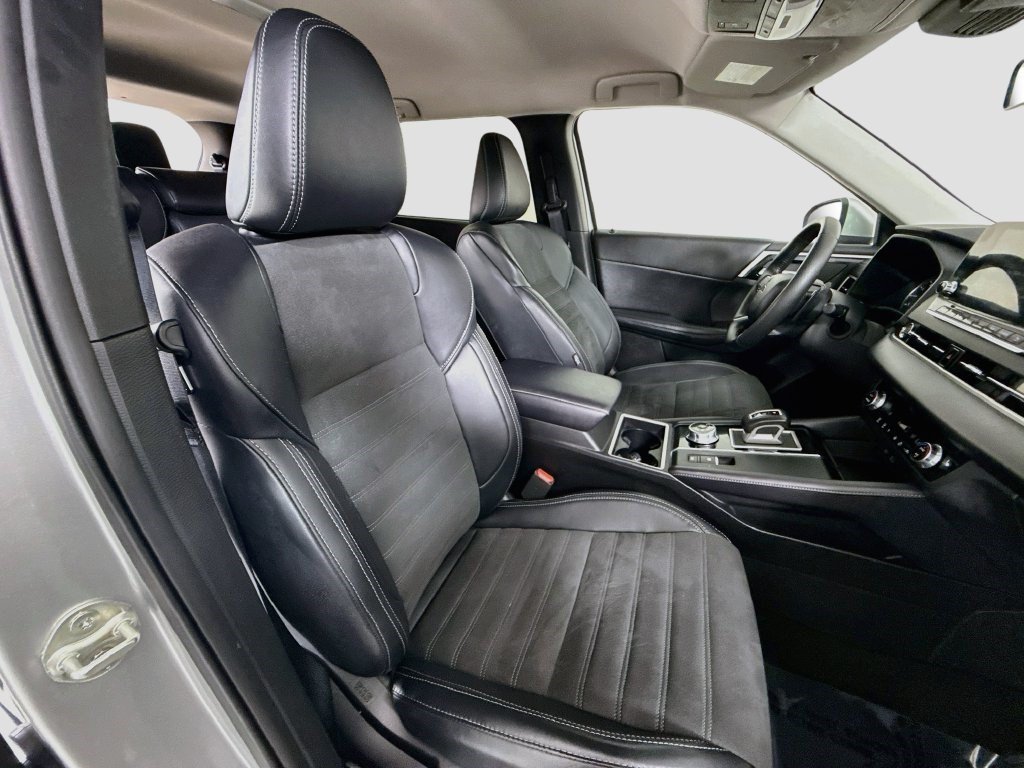 Used 2024 Mitsubishi Outlander SE FWD image 28
