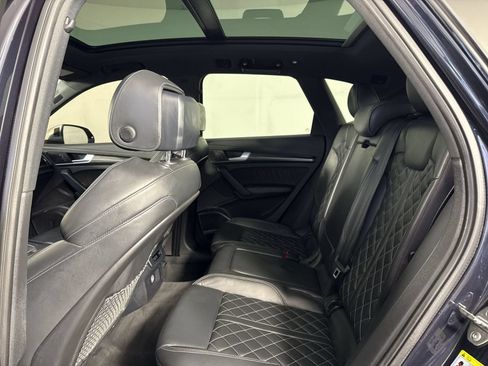 Used 2018 Audi SQ5 Prestige AWD/4WD image 21