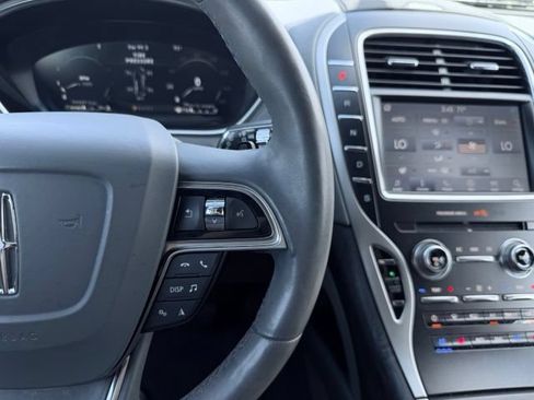 Used 2019 Lincoln Nautilus Reserve w/ Cargo Utility Package AWD/4WD image 32