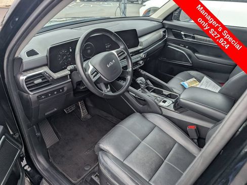 Used 2023 Kia Telluride SX AWD/4WD image 12