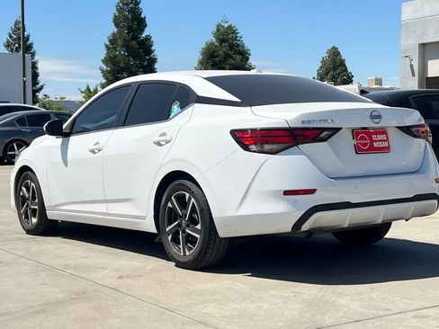 Used 2024 Nissan Sentra SV image 7