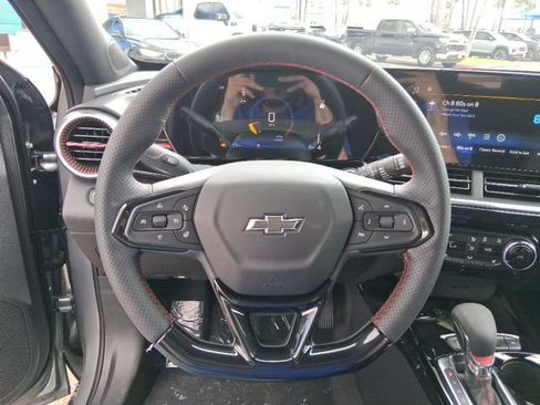 New 2026 Chevrolet Trax RS w/ Driver Confidence Package FWD image 9