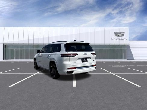 Used 2023 Jeep Grand Cherokee L Overland w/ Rear Seat Video Group I AWD/4WD image 11