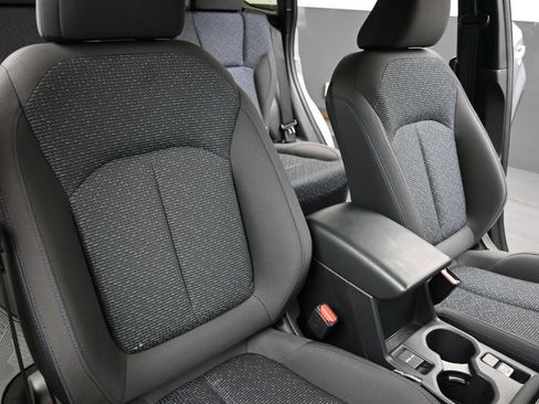 Certified 2025 Subaru Forester Premium AWD/4WD image 14