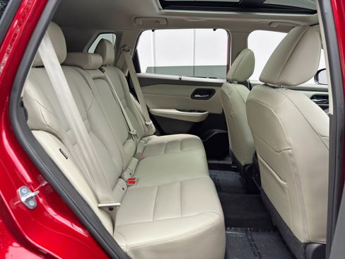 Used 2023 Nissan Rogue SL w/ SL Premium Package FWD image 38
