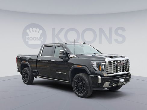 Used 2024 GMC Sierra 2500 Denali w/ Denali Reserve Package image 10