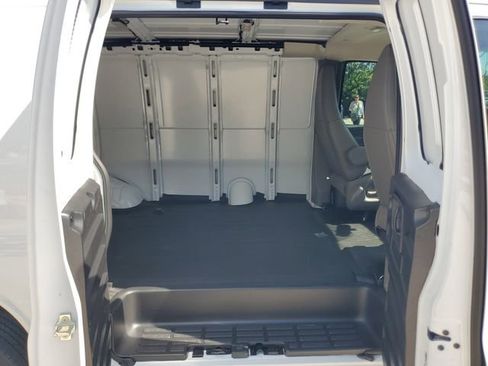 New 2026 Chevrolet Express 2500 RWD image 5