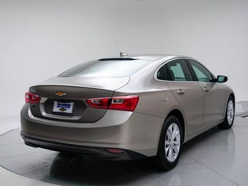 Used 2023 Chevrolet Malibu LT image 6